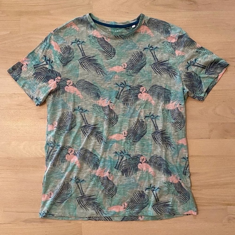 Primark flamingo tee size Large